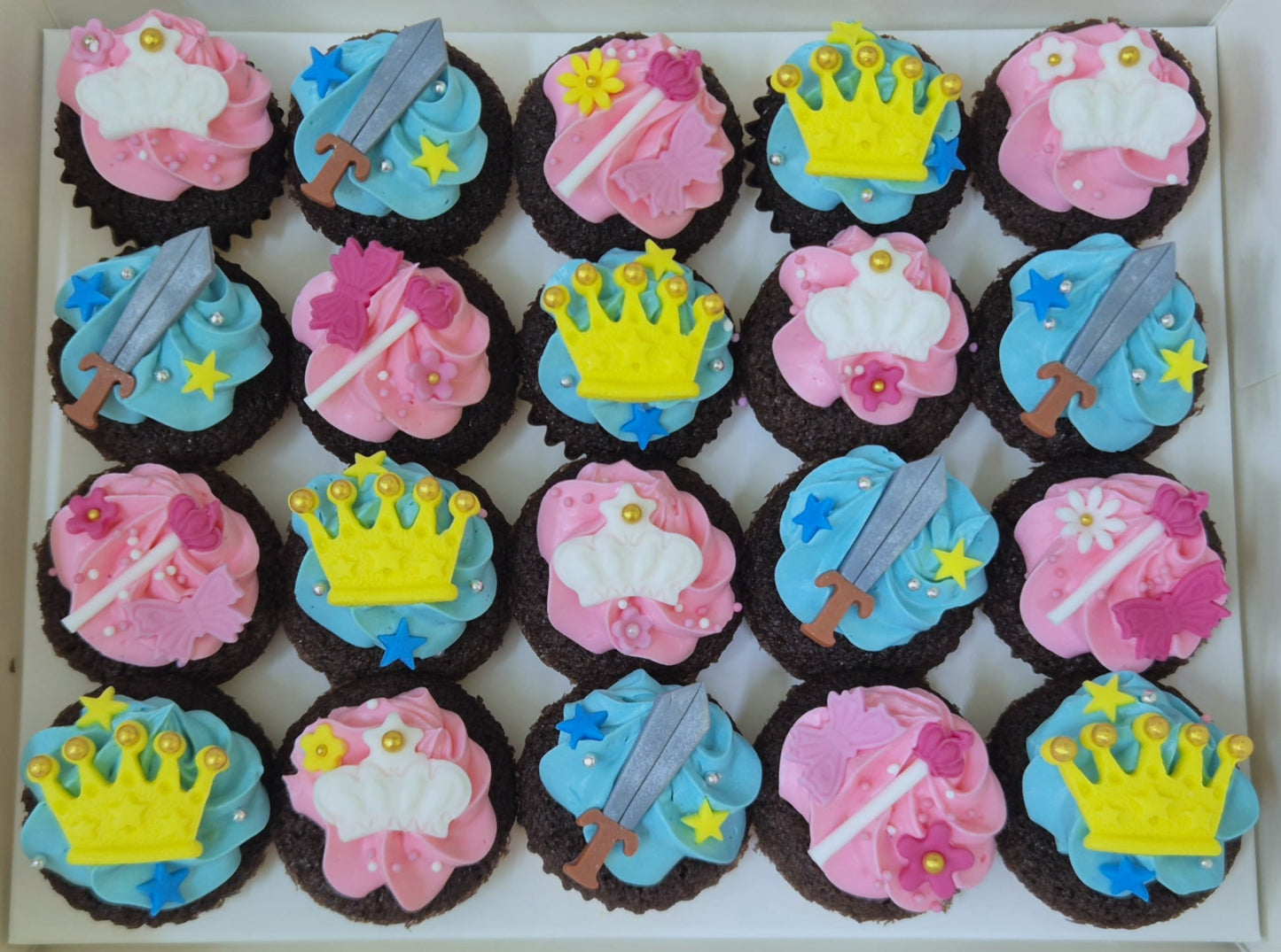 Little Prince and Princess Mini Cupcakes (Box of 20)