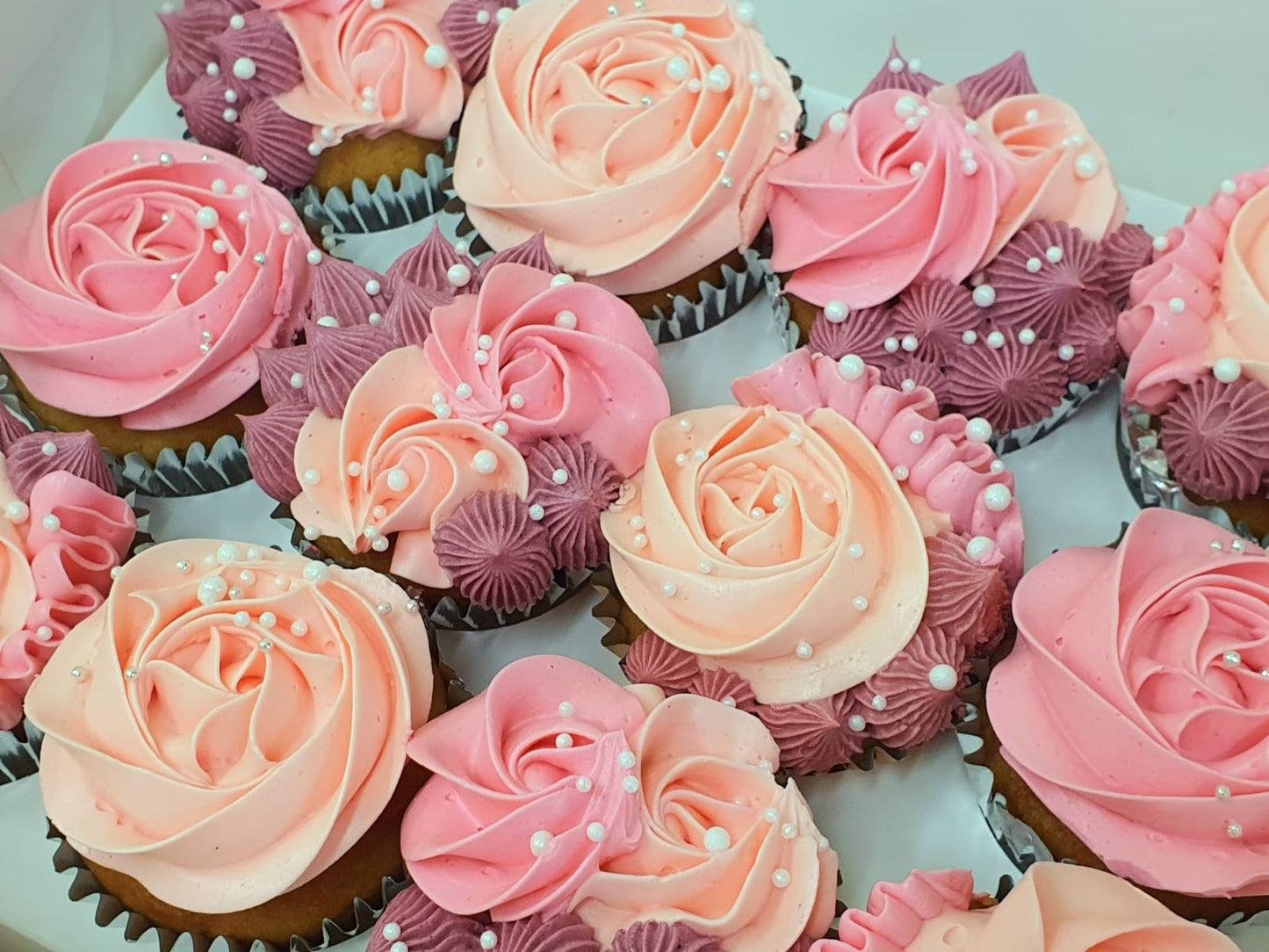 Floral Frosting Cupcakes (Box of 12)